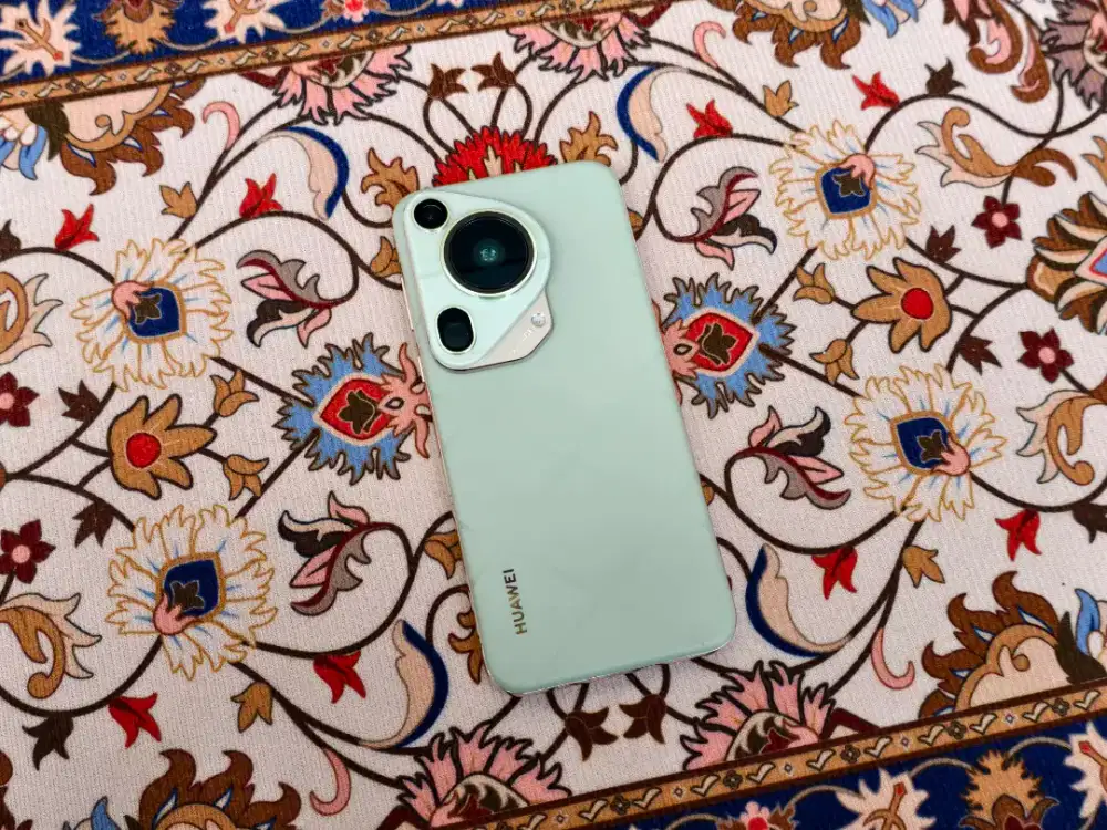 Huawei Pura70 Ultra 16/1TB Garansi Resmi Indonesia