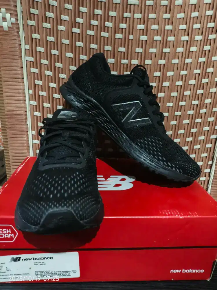 New Balanace Arishi Full Black Ori