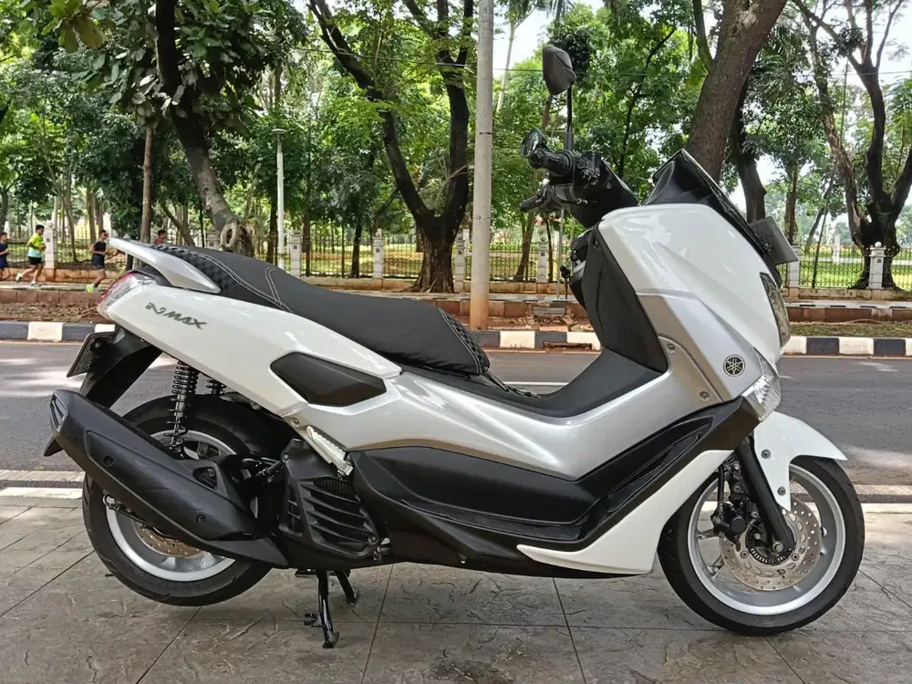 DIJUAL CASH YAMAHA N MAX OLD THN 2017 PAJAK IDUP SIAP PAKAI