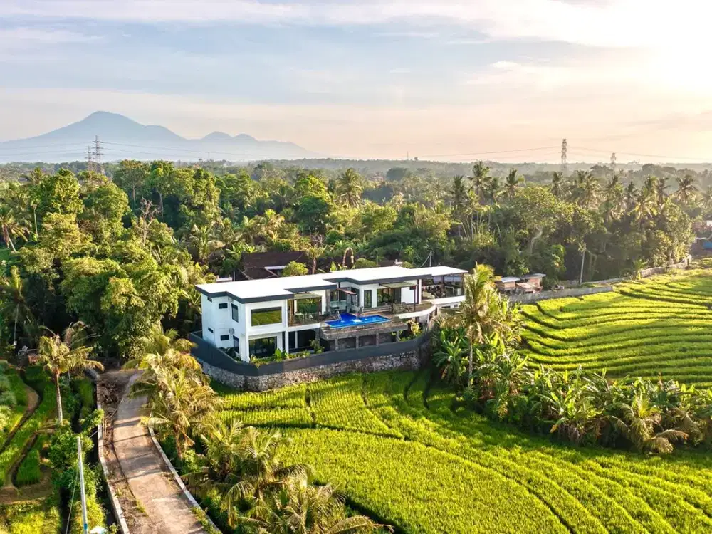 LUXURY VILLA WITH TERRACED RICE FIELDS VIEW AT TABANAN