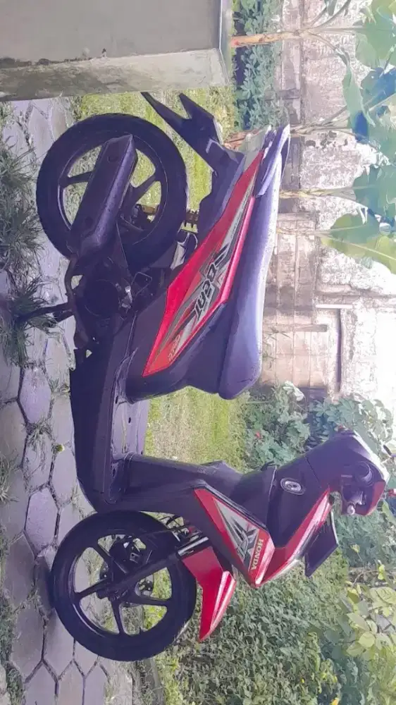 Beat fi 2014  warna merah