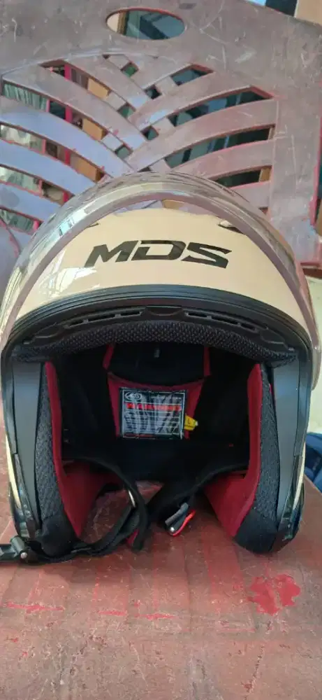 MDS Volcom - Warna Crem