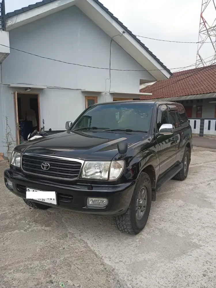 Land Cruiser VX100 Sahara Non Airsus 2001 Diesel