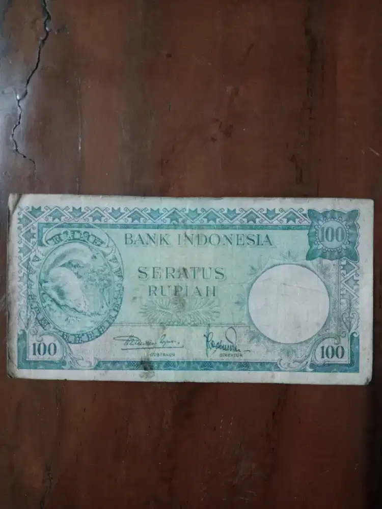 Uang Kertas Kuno 100 Rupiah Seri Hewan (Tupai) Tahun1957