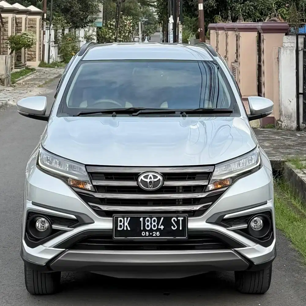 Toyota Rush GR Sport 1.5 Manual 2021