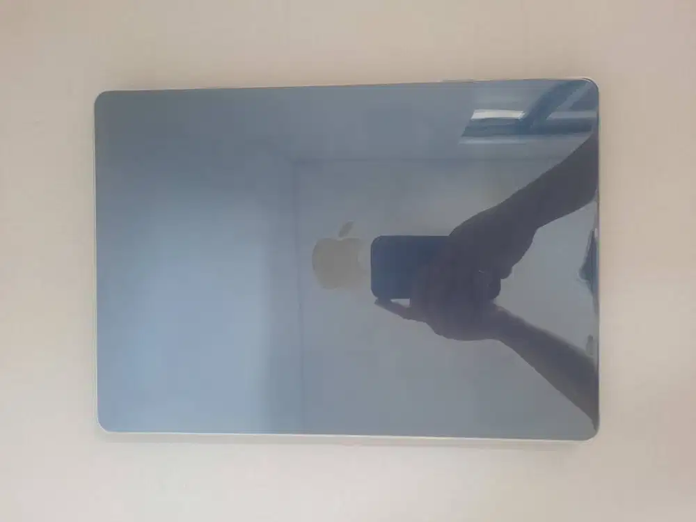 Macbook Air M4 15 inch 2025