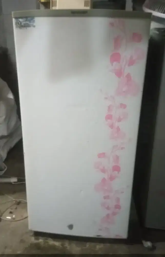 Kulkas 1pintu merek sharp