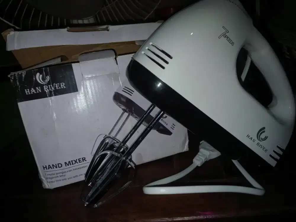 Mini mixer HAN RIVER dengan 7 model kecepatan