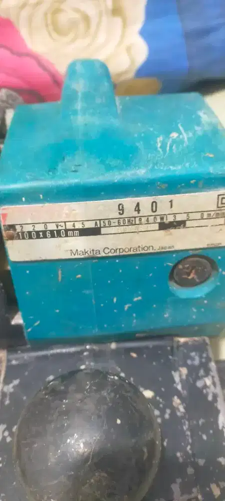 Mesin Amplas Makita tank sander 9401