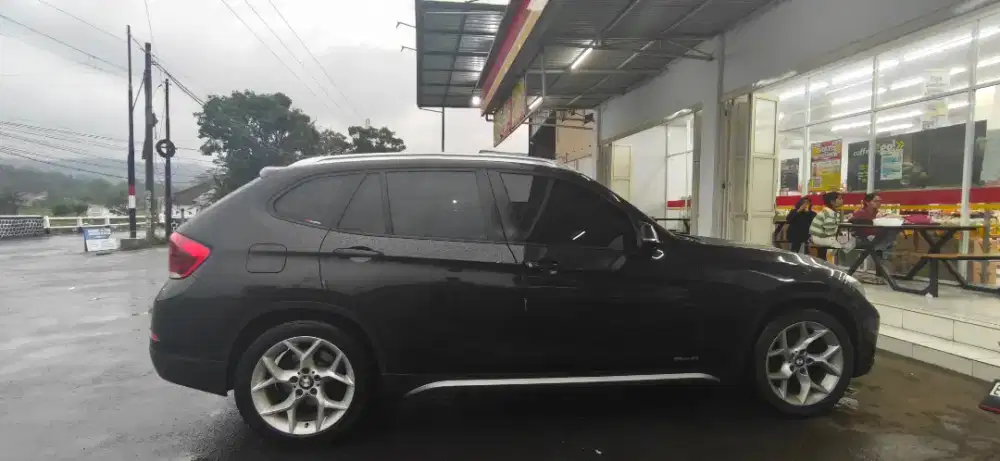 BMW X1 1.8 A/T sdrive 2014