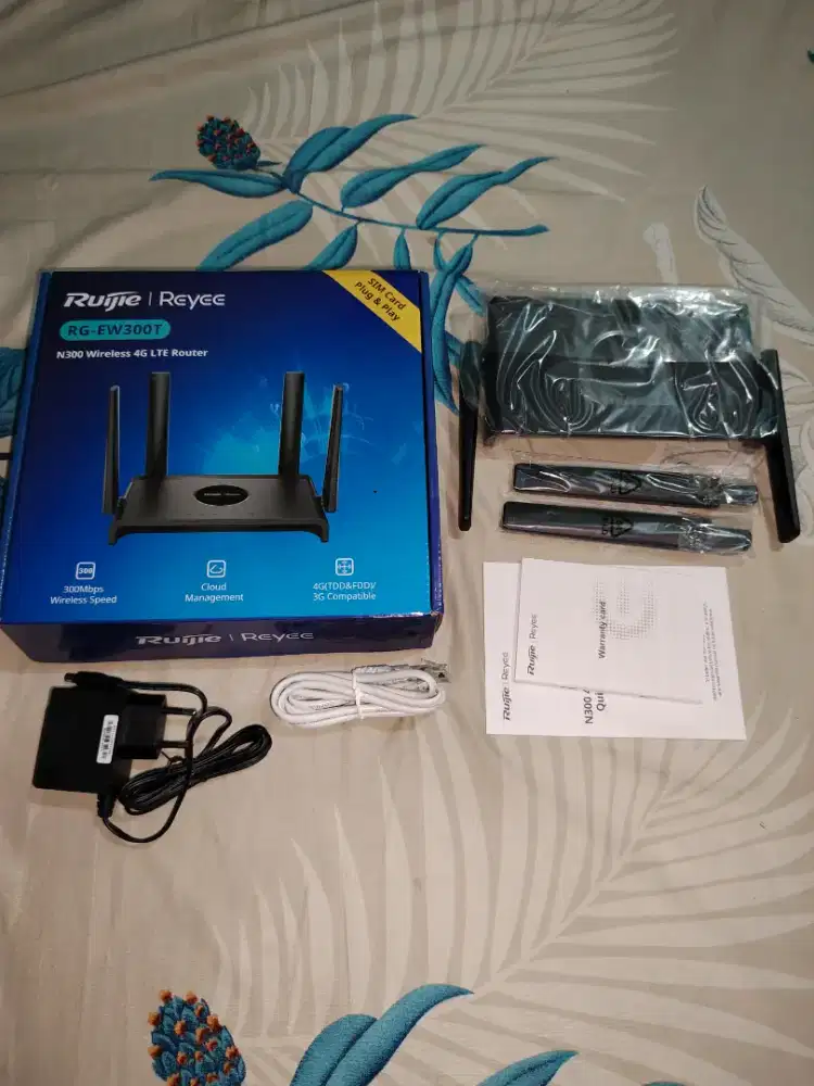 Akses poin wifi Ruijiee RG EW300T