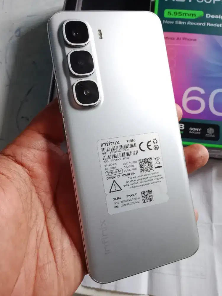 Infinix hot 60 pro + ram 8/256