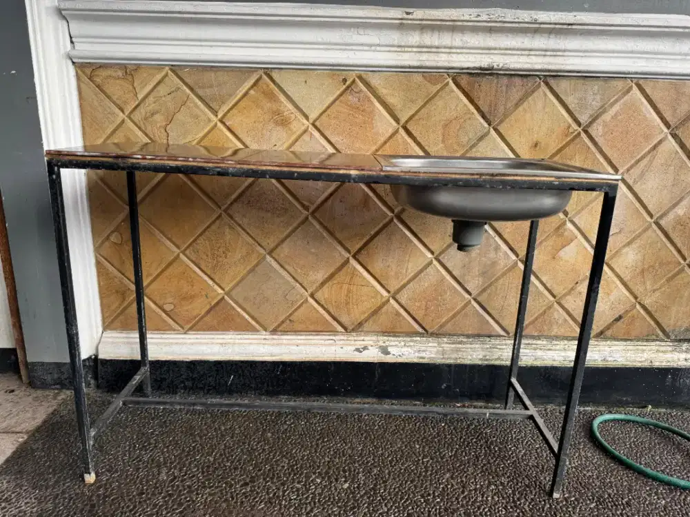 Tempat cuci tangan / alat dapur portable