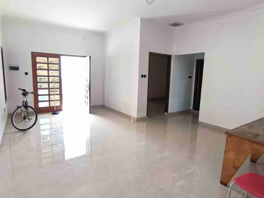 RUMAH MEGAH KOMPLEK PONDOK KOPI JAKARTA TIMUR