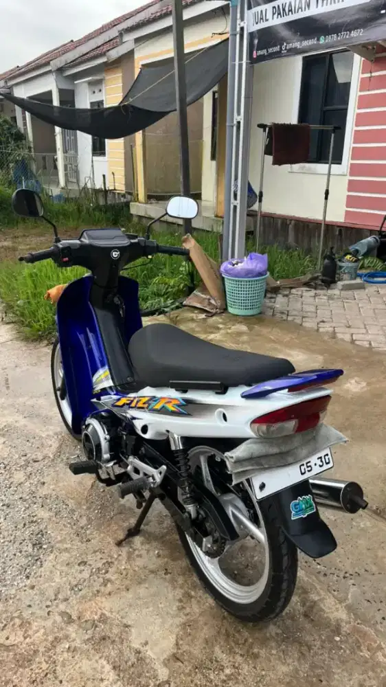 F1zr 2003 sporty