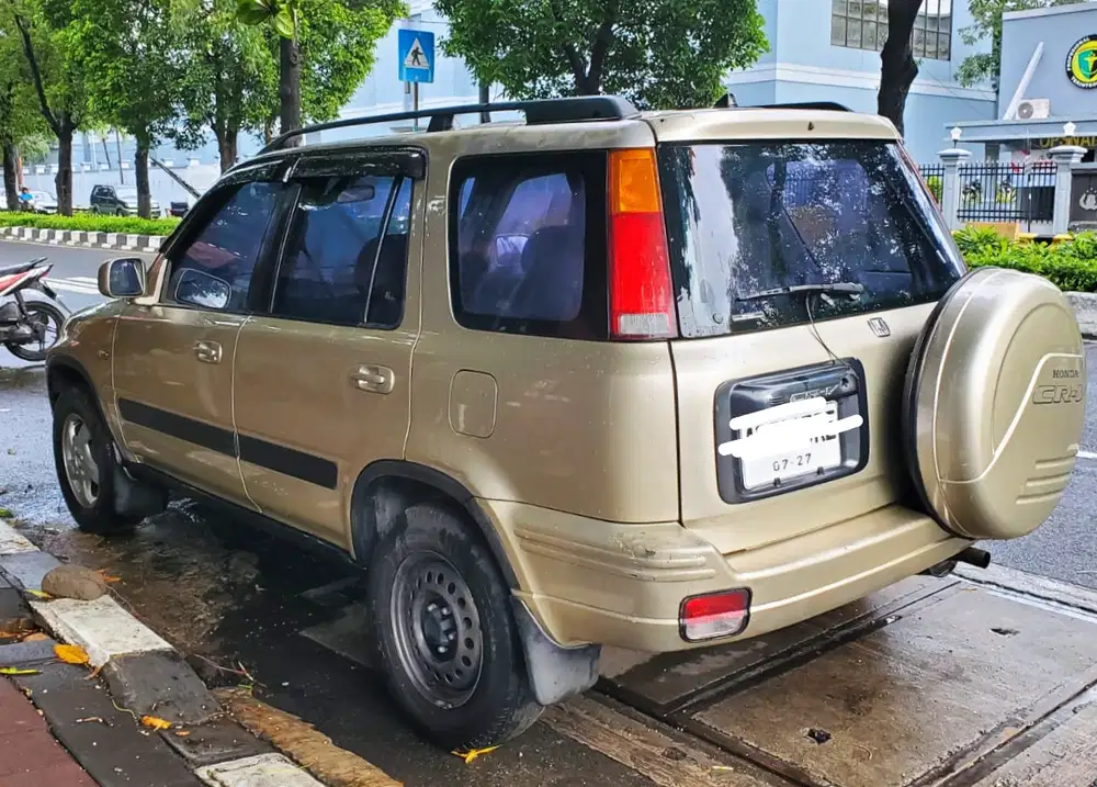 Honda CR-V 2000 Bensin
