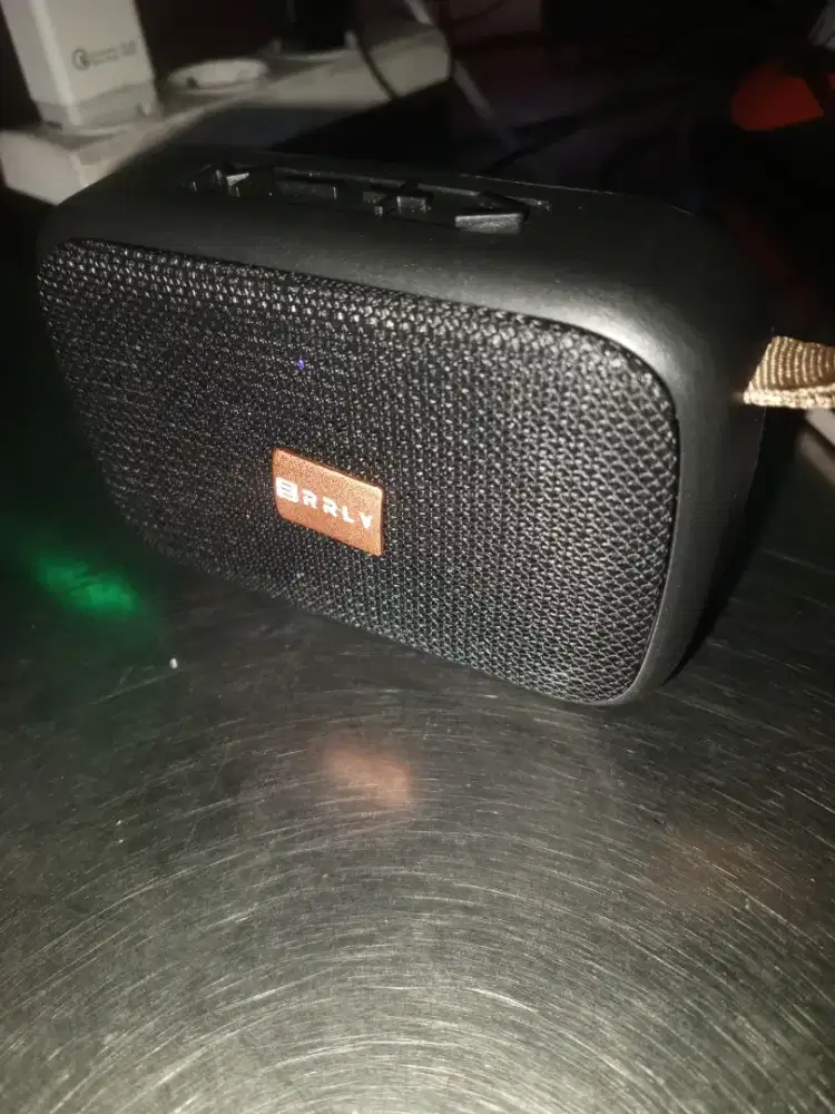 Spiker kecil nyaring