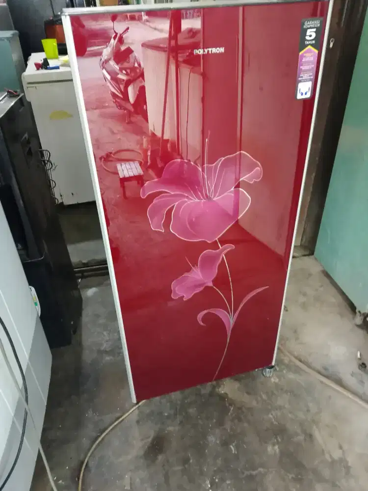 Jual kulkas Polytron normal dan garansi satu bulan