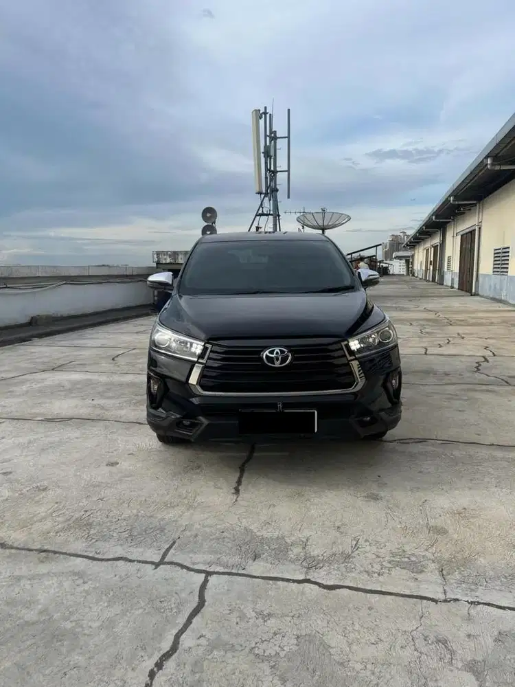 Toyota Kijang Innova Venturer Diesel Solar 2021 Antik Low KM Hitam Top