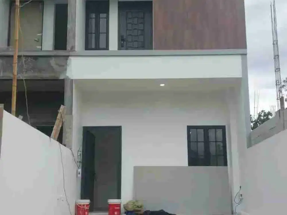 DIJUAL RUMAH DI KOMPLEK LARANGAN CILEDUG