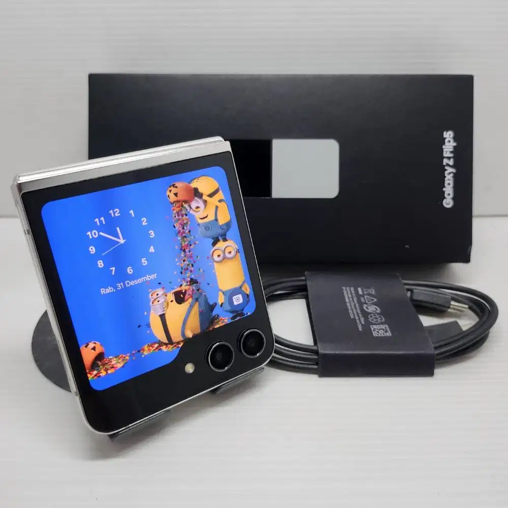 HOT SALE NO MINUS SAMSUNG GALAXY Z FLIP 5 8/256 CREAM LENGKAP EX SEIN