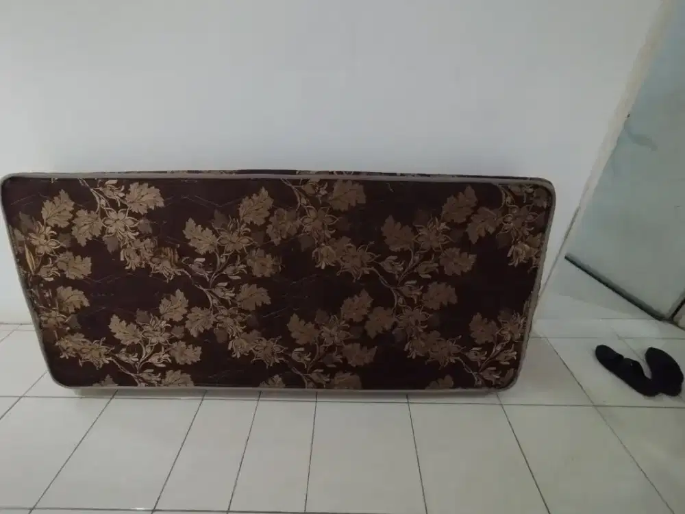 Dijual cepat kasur bekas ukuran 90 x 200