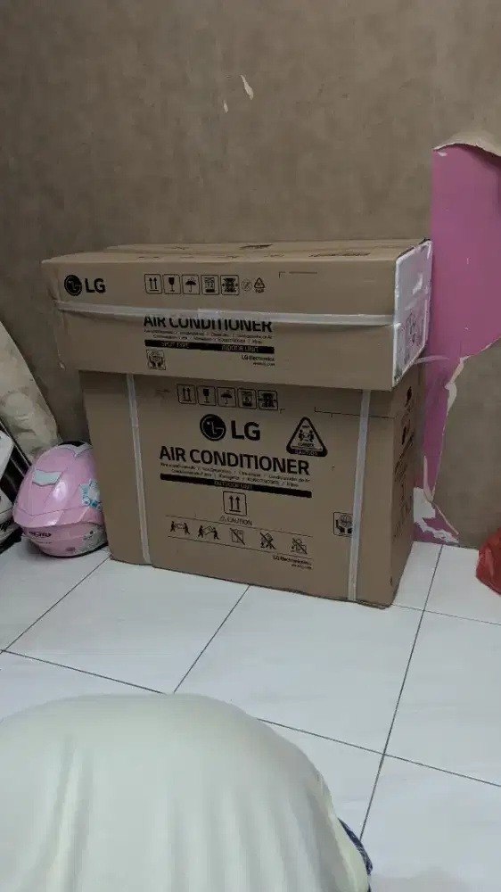 AC LG 1/2PK baru