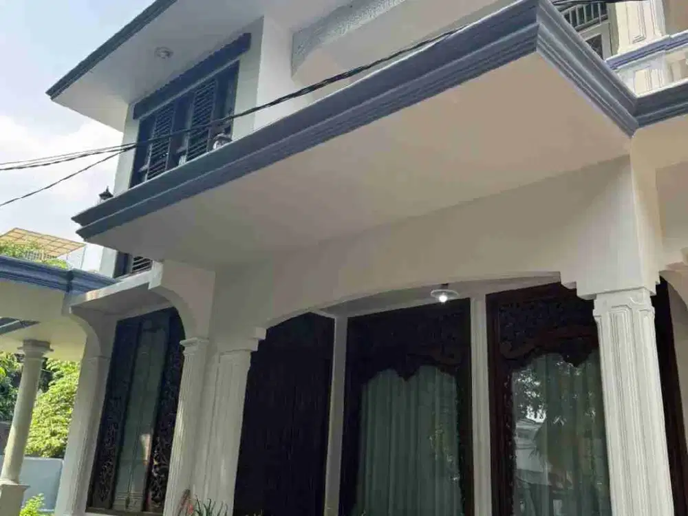 RUMAH DISEWAKAN POSISI HOEK DI BINTARO SEKTOR 6 – COCOK UNTUK KANTOR / BISNIS