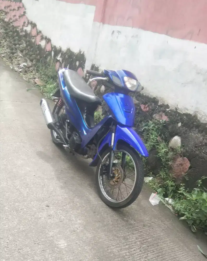 SUZUKI SHOGUN R 110 2002