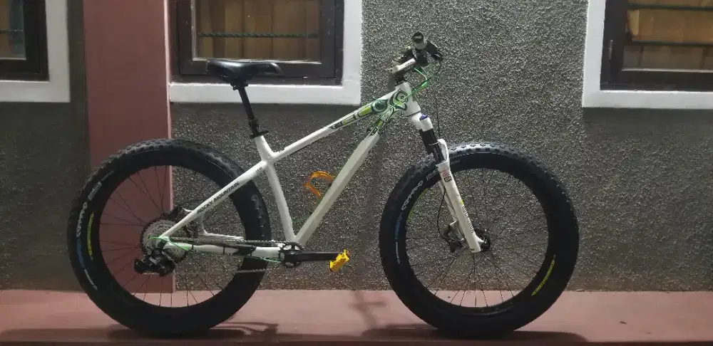 DIJUAL Fat Bike ROCKY MOUNTAUN
