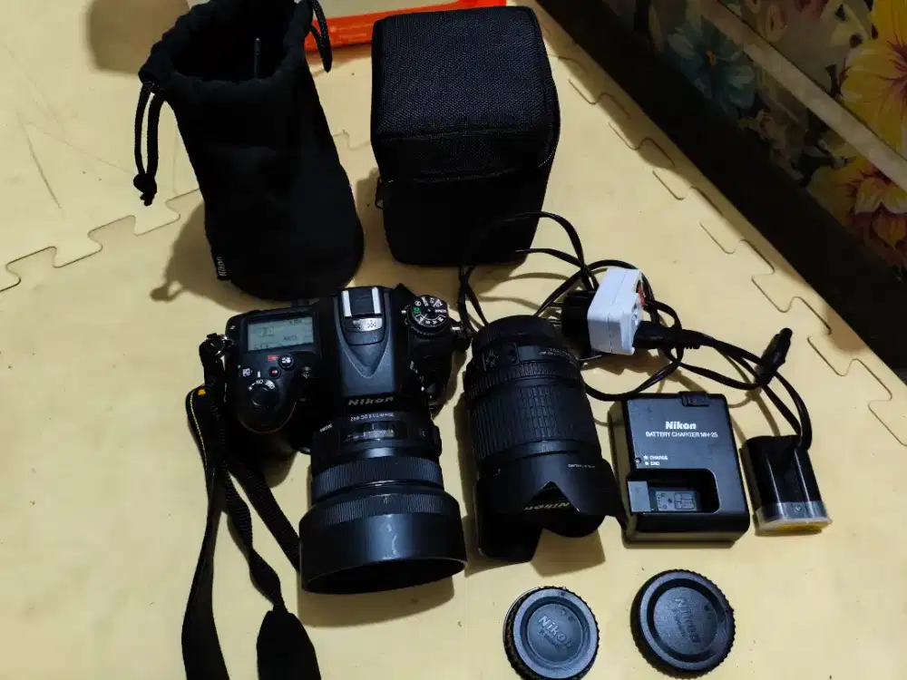 DSLR Nikon D7100.