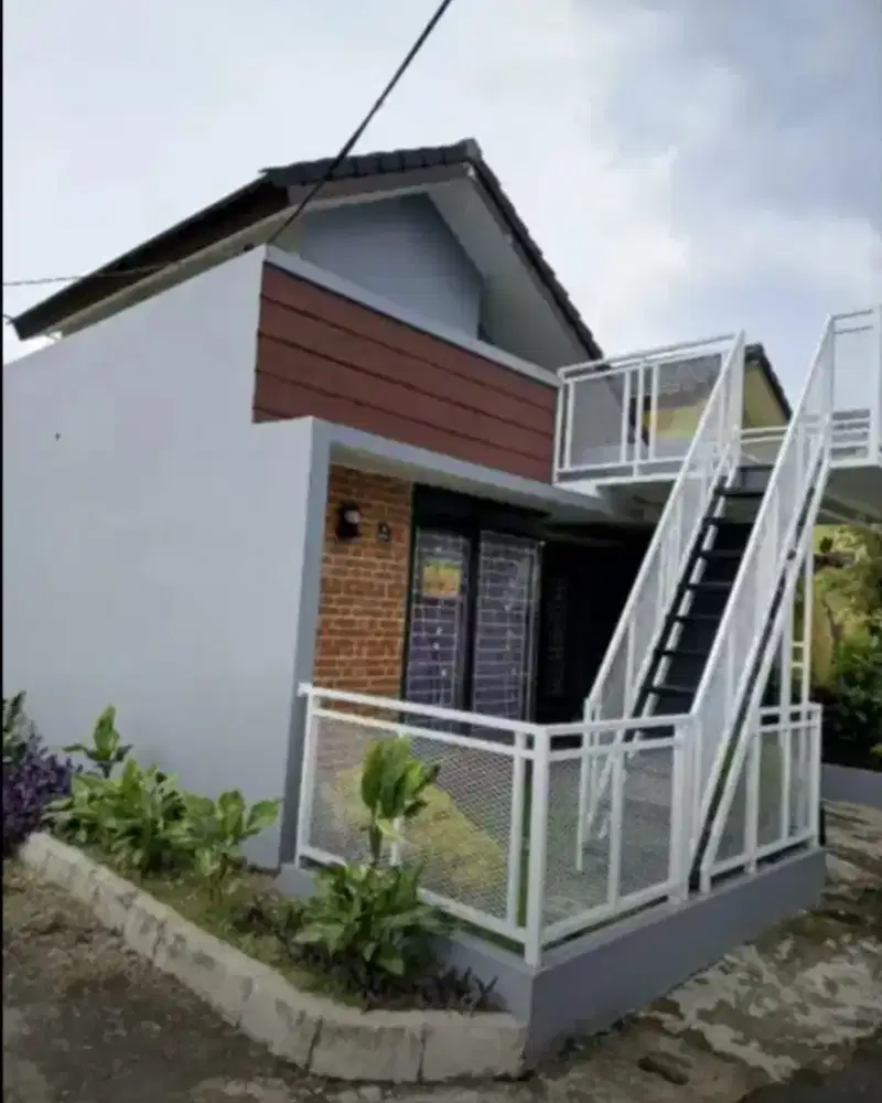 Disewakan rumah per tahun