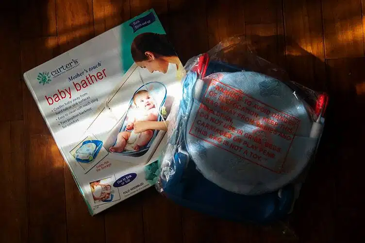 Alas Mandi Baby Bather Carter's Praktis buat travel dan kado