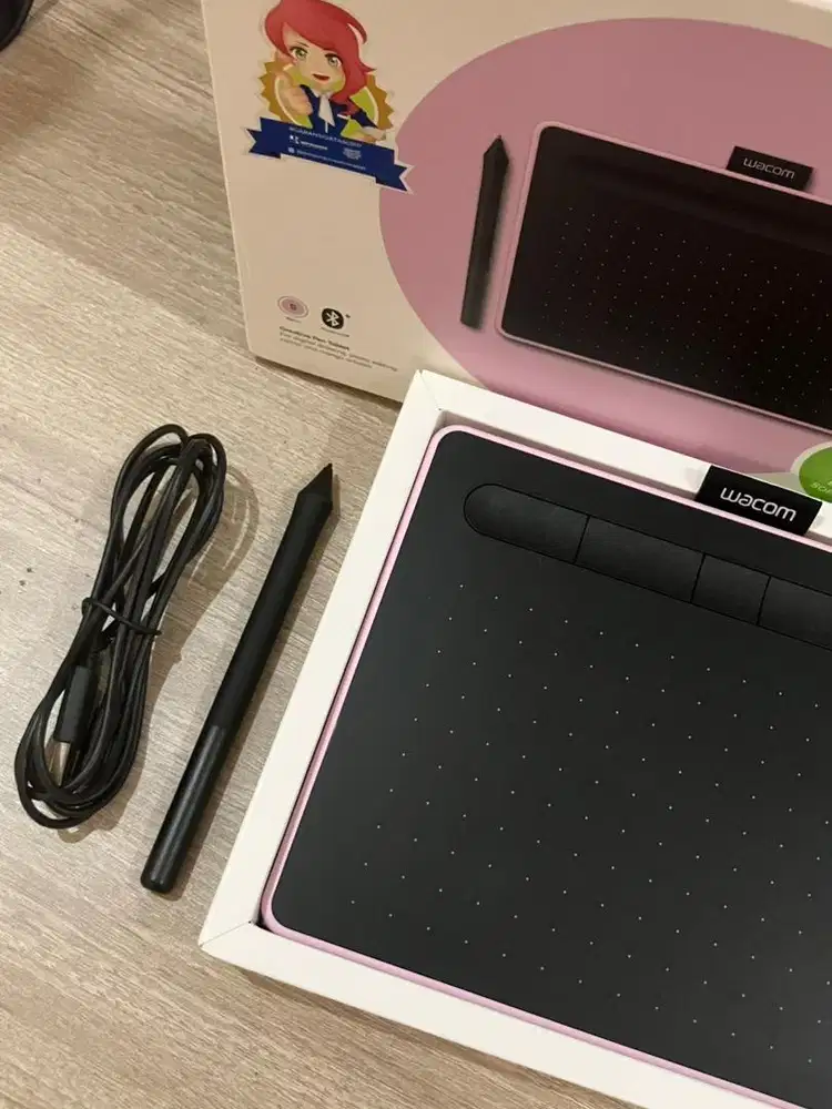 (PRELOVED) Wacom Intuos Pen & Bluetooth Small, Pink CTL-4100WL/P0-CX