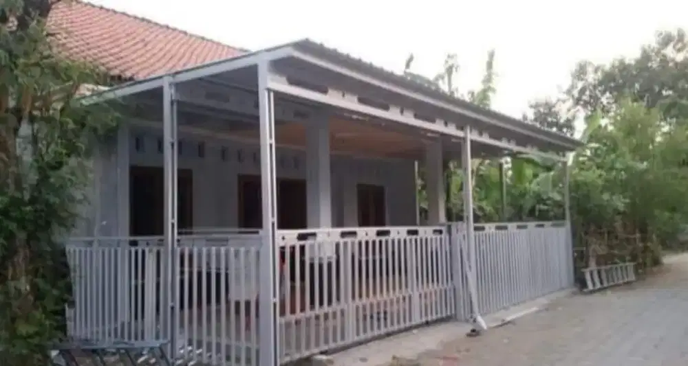 Kanopi berbahan bajaringan