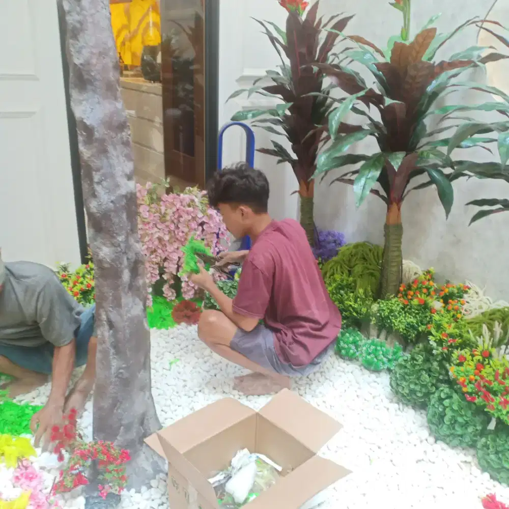 Jasa pembuatan taman kering/tropis