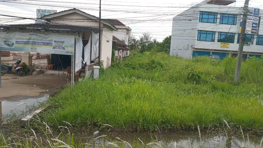 Tanah kosong soekarno hatta