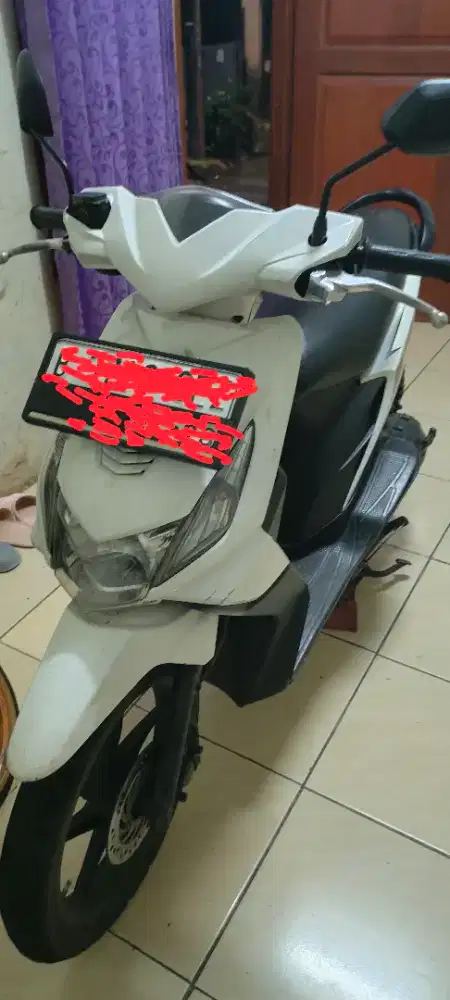 Jual beat karbu 2012 putih