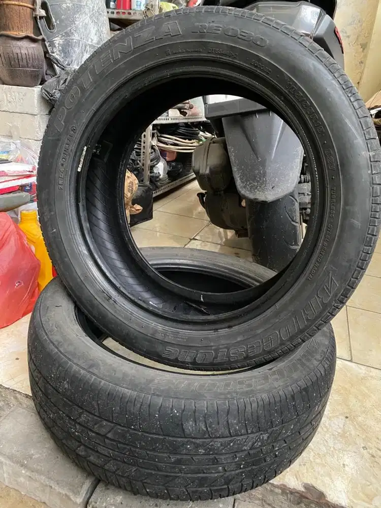 BAN Briged POTENZA BEKAS/SECOND KONDISI 80% Tebal Jual cepat 185/55 15