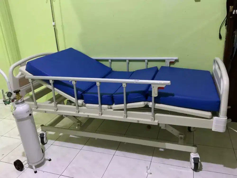 Tempat Tidur Rumah Sakit