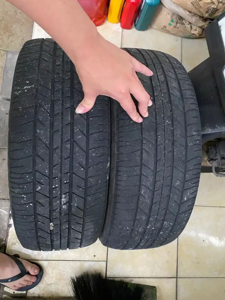 Ban POTENZA BEKAS/SECOND KONDISI 80% TEBAL 185/55 R15