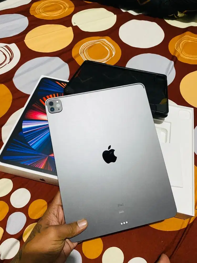 Ipad pro M1 (12,9 inch-Gen 5 Generation) 128GB wifi only ibox fullset