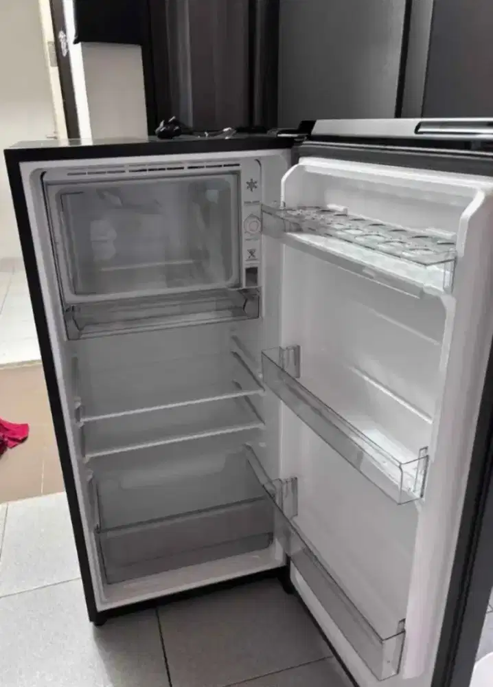 kulkas 1 pintu merck Aqua