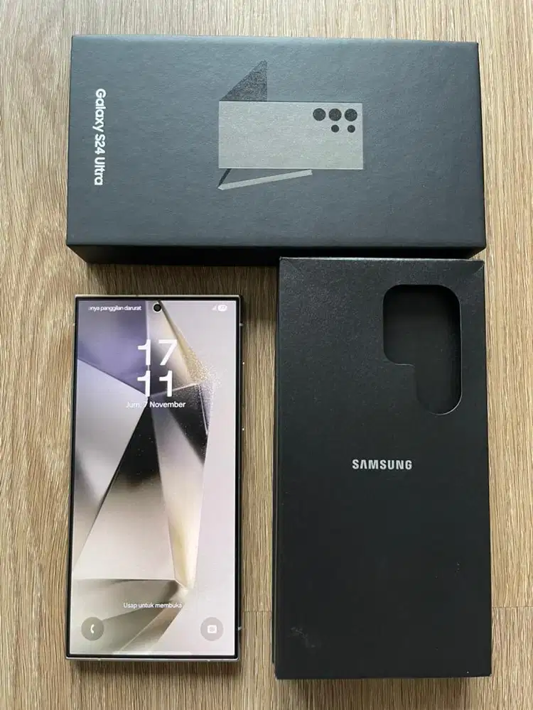 Samsung S24 ultra 12/256gb SEIN
