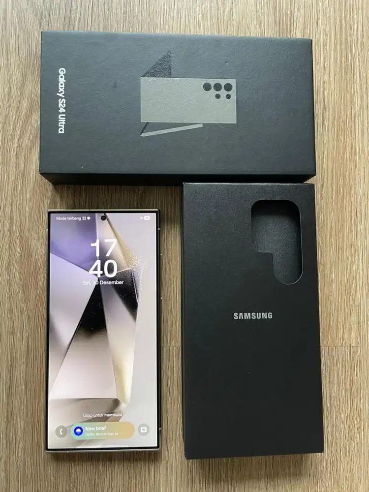 Samsung S24 ultra 12/256gb SEIN