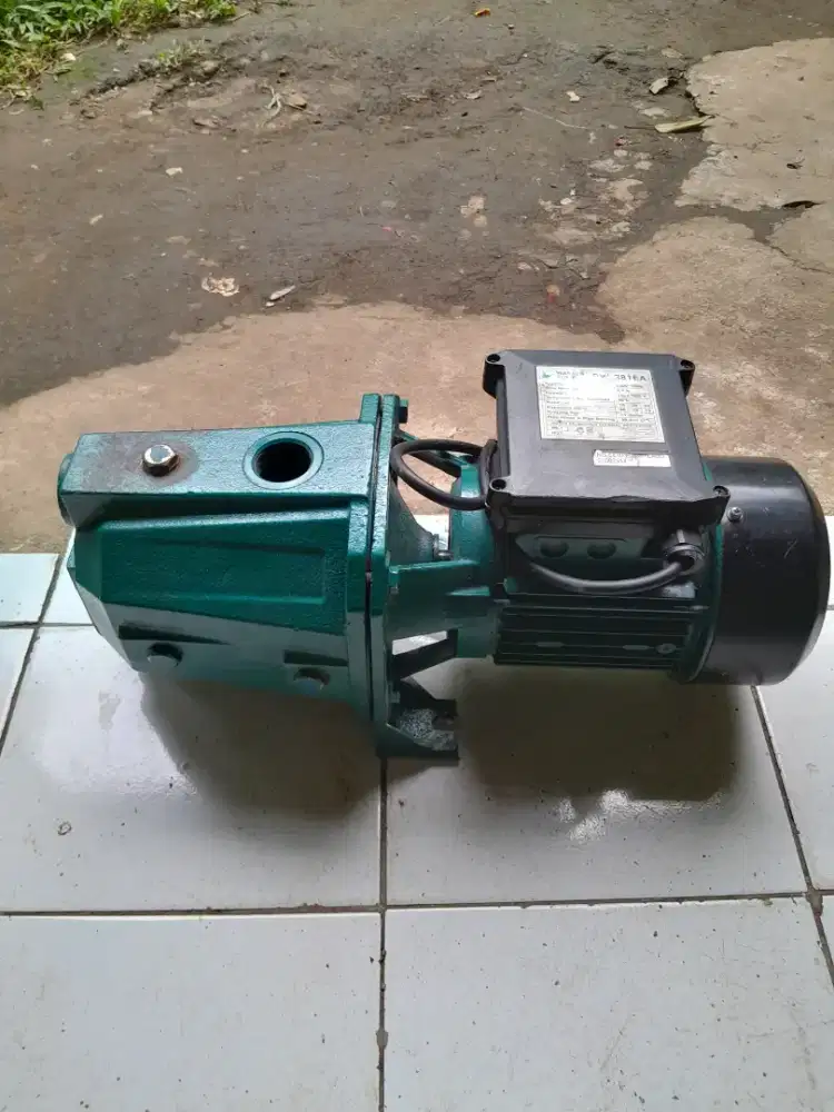Pompa air semi jet