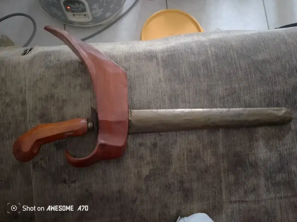 Keris kemanten lawas bekas.
