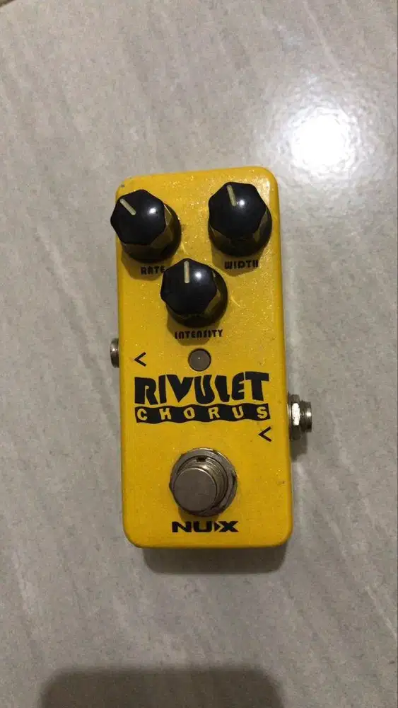 BU Like New Efek Gitar NUX Rivulet Chorus