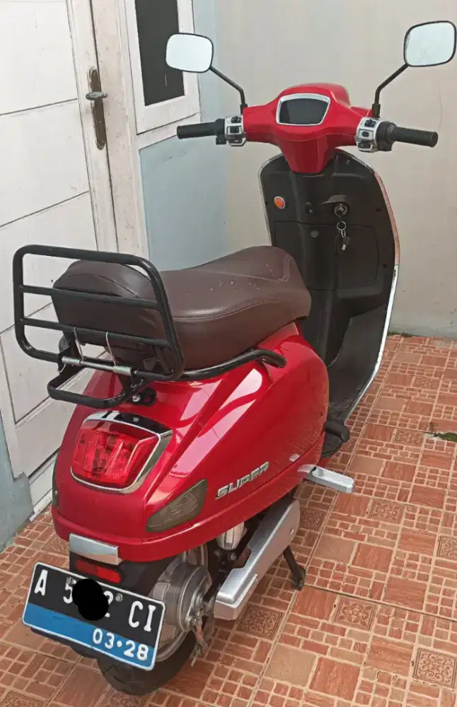Motor listrik ala Vespa Matic Plat A Kota Serang BPKB STNK ada Remot 2