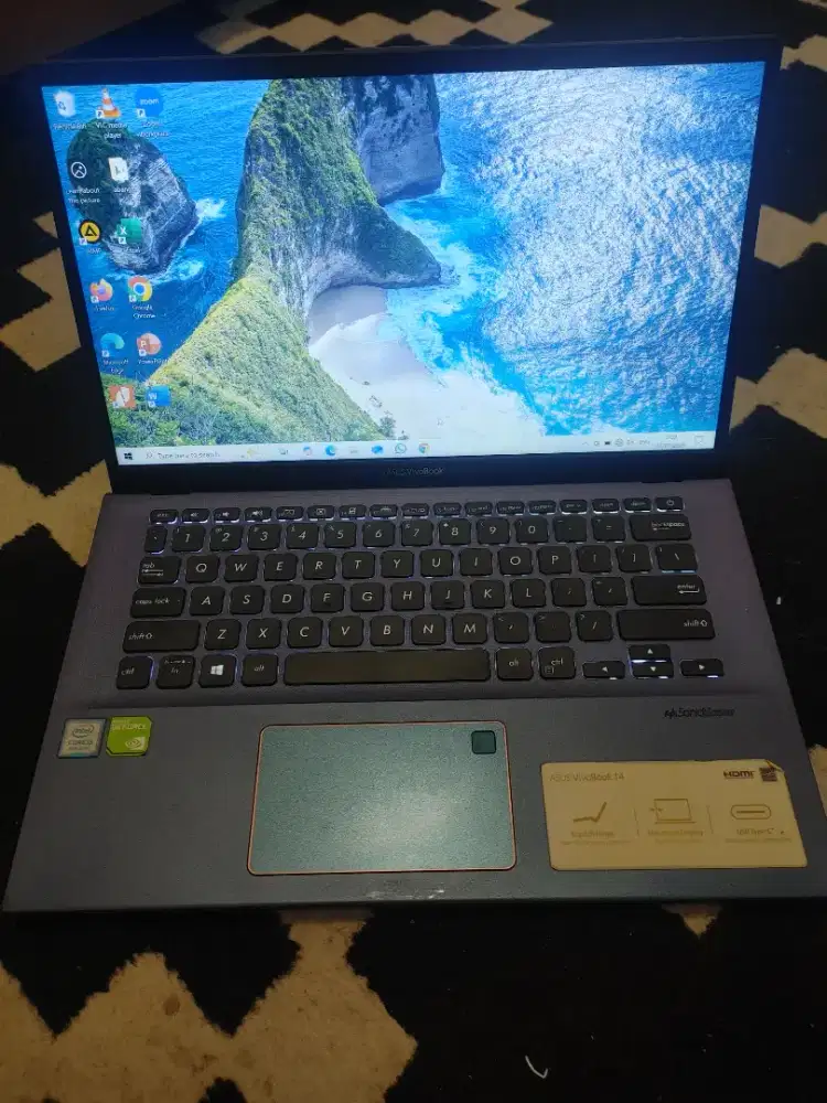 Asus Vivobook X412FL core i3 gen 8 ram 4gb SSD 500gb Nvidia GeForce